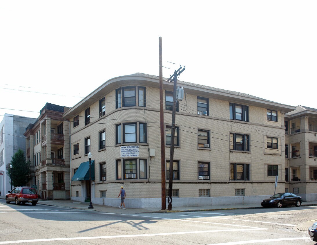 Building Photo - 5800 Ellsworth Ave