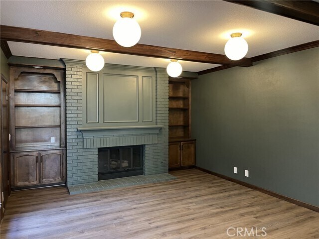Building Photo - 407 Shea Ln