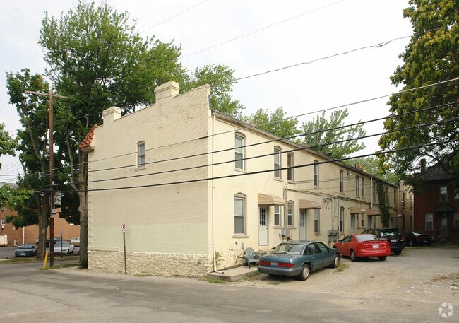 Building Photo - 1514-1524 Highland St