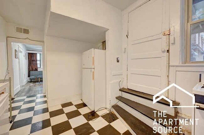 Building Photo - 2031 N Humboldt Blvd
