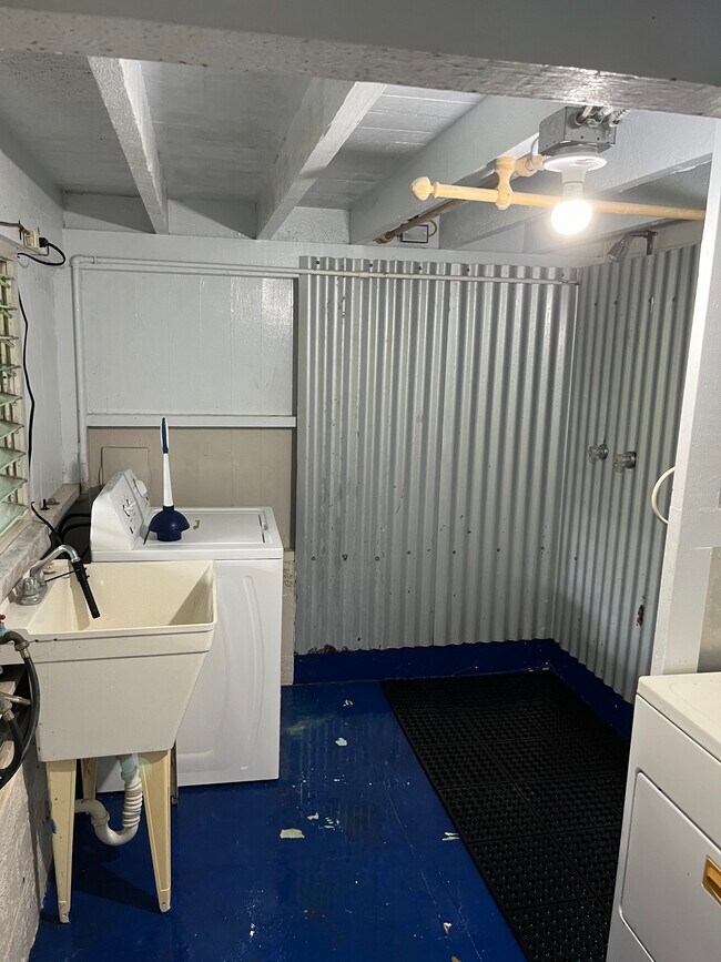 Foto del edificio - 28-251-251 Stable Camp Rd