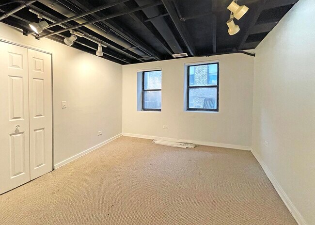 Foto del edificio - 1414 N Noble St