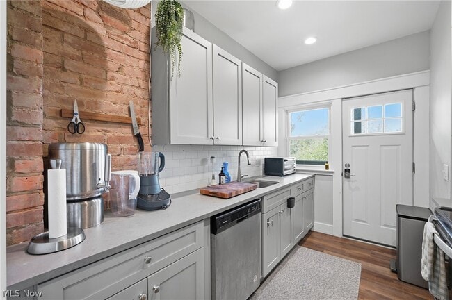 Foto del edificio - 2280 Bellfield Ave