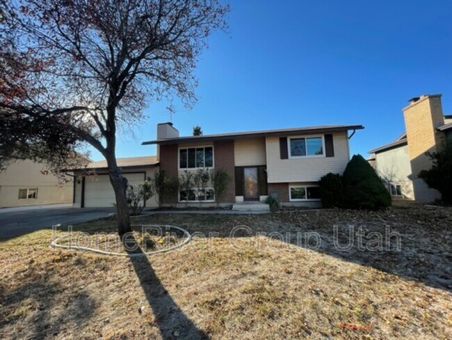 Building Photo - 4420 S Orleans Wy