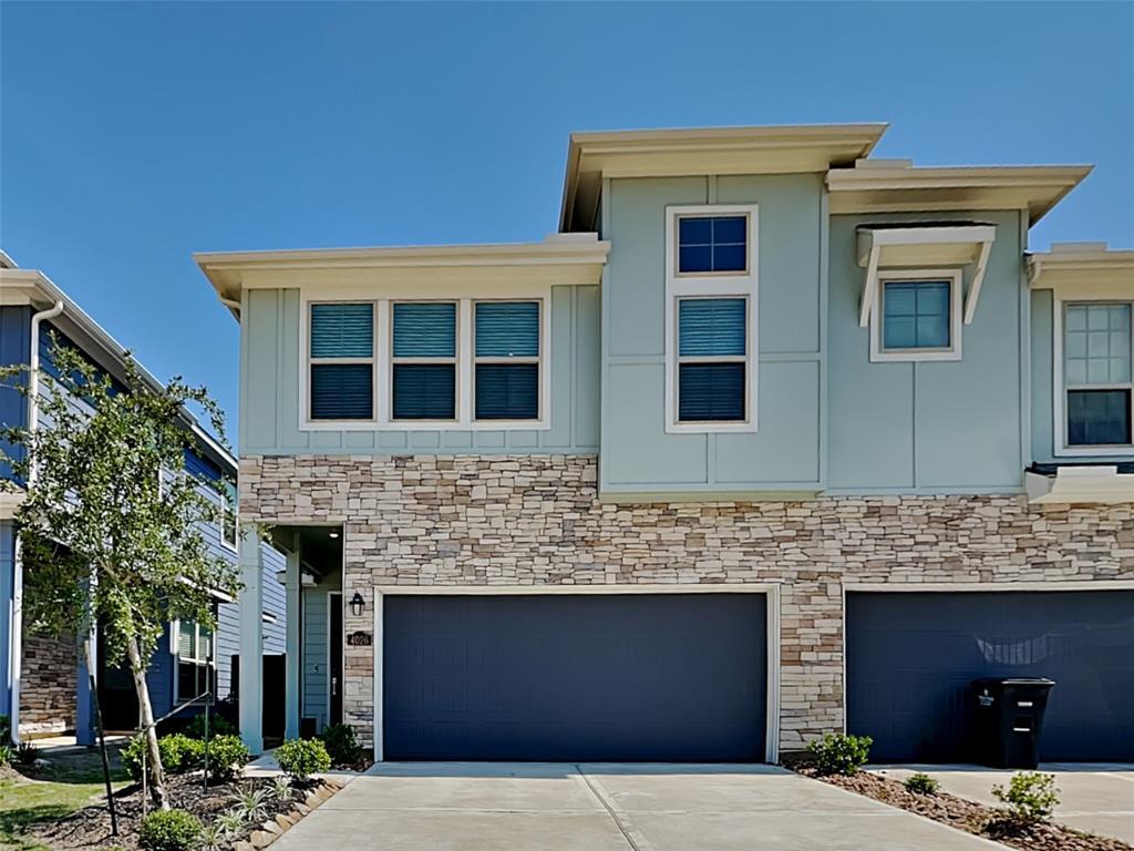 4026 Champlain Wy, Rosharon, TX 77583 Condo for Rent in Rosharon, TX