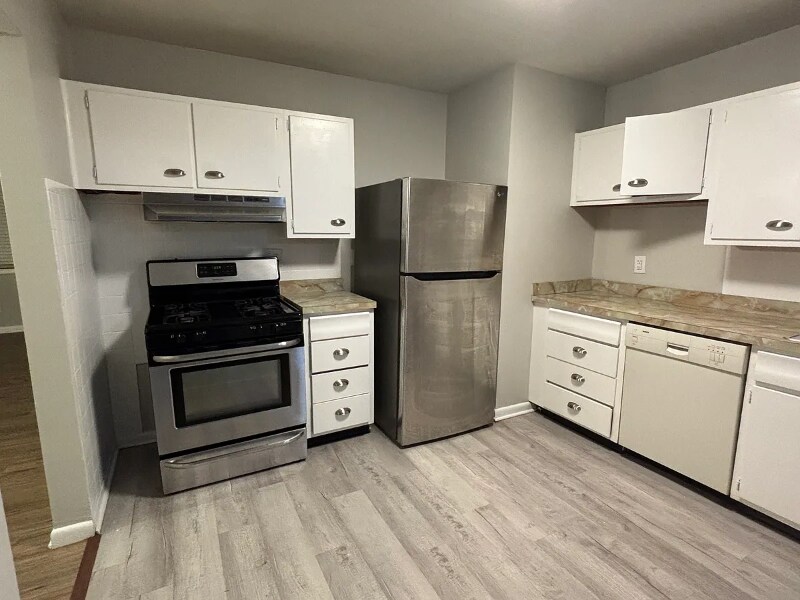 Foto principal - 958 Effie Rd