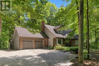 Building Photo - 1250 Royal Maple Dr