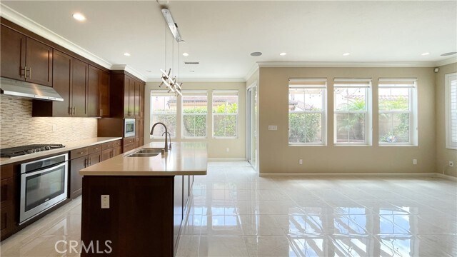Building Photo - 73 Waterleaf