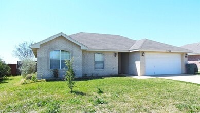 Building Photo - 2702 Little Nolan Rd