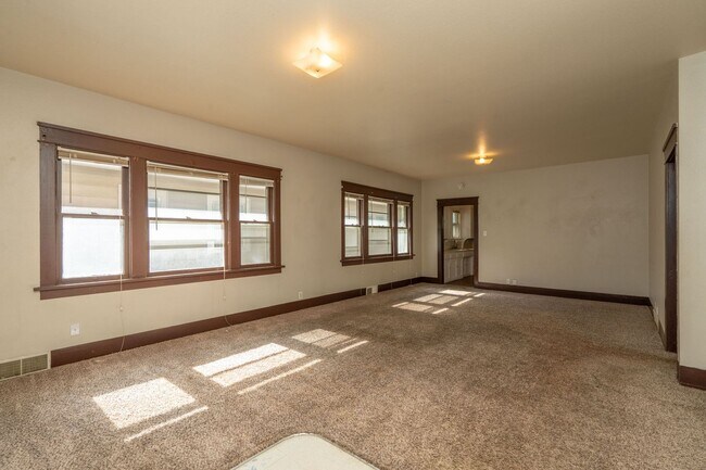 Foto del edificio - 533 14th Ave