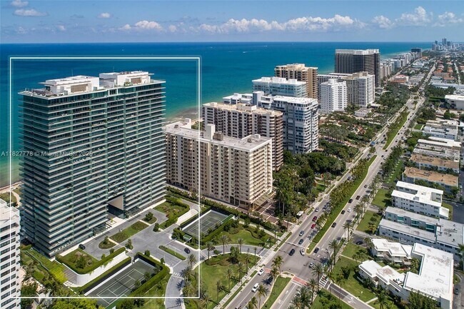 Building Photo - 10201 Collins Ave