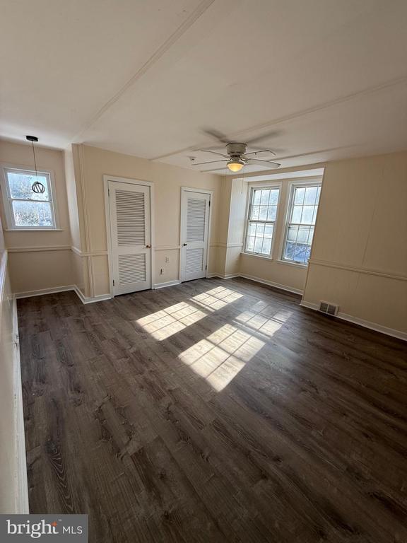 Foto del edificio - 7801 Montgomery Ave