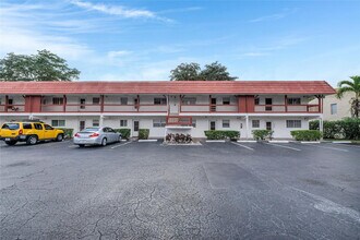 Building Photo - 3250 NW 85th Ave