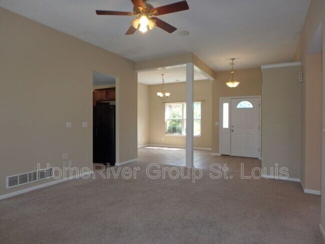 Building Photo - 2620 Penny Ln