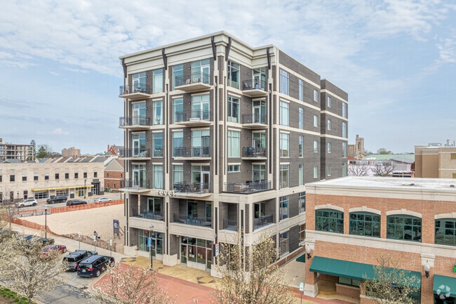 Building Photo - Lake View Lofts
