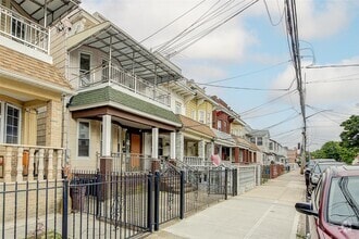 Building Photo - 101-40 112th St