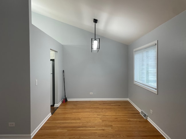 Building Photo - 29W412 Thornwood Ln