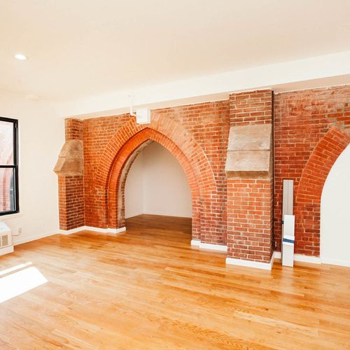 Building Photo - 618 Bushwick Ave