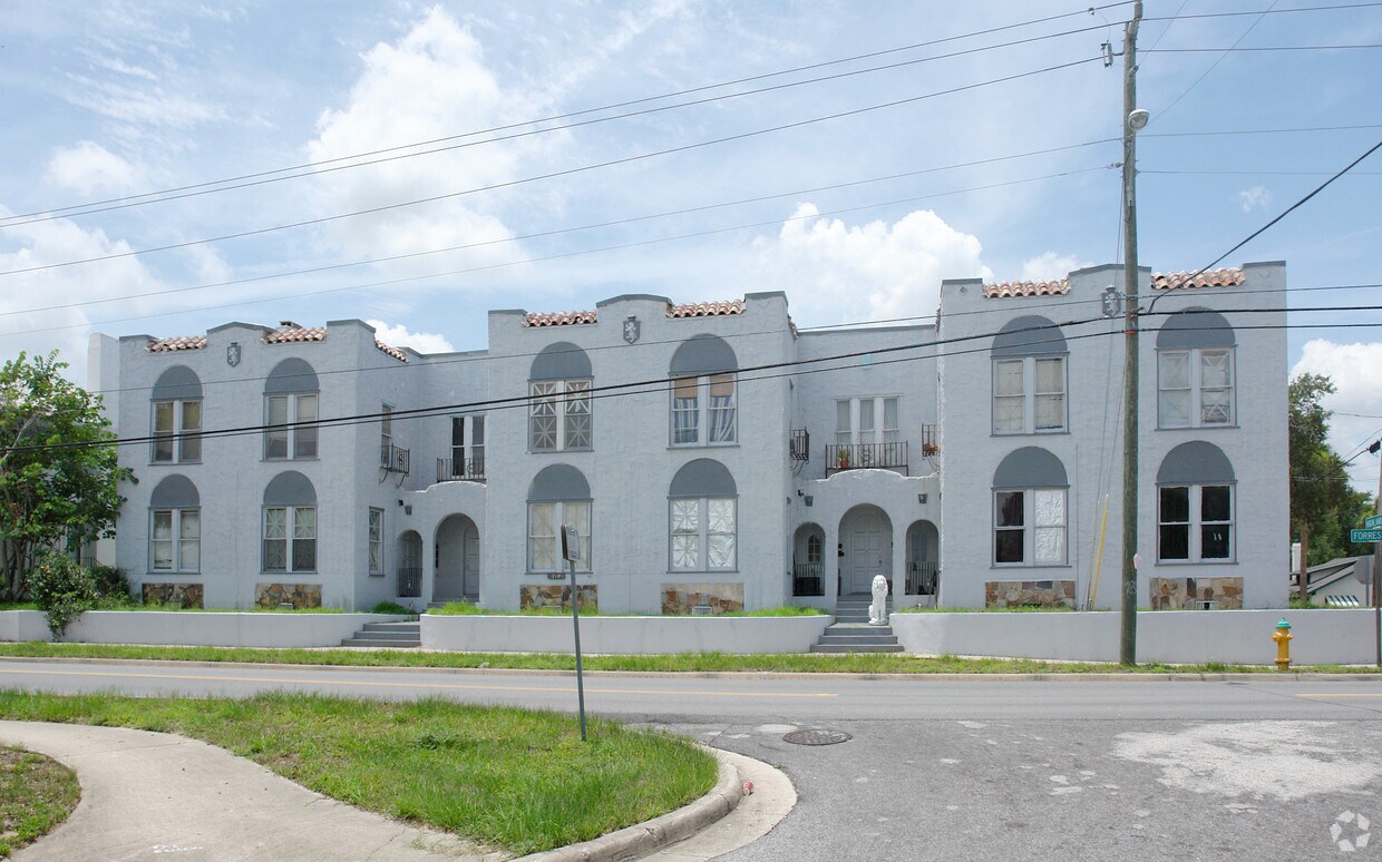 Primary Photo - 719 Forrest Ave