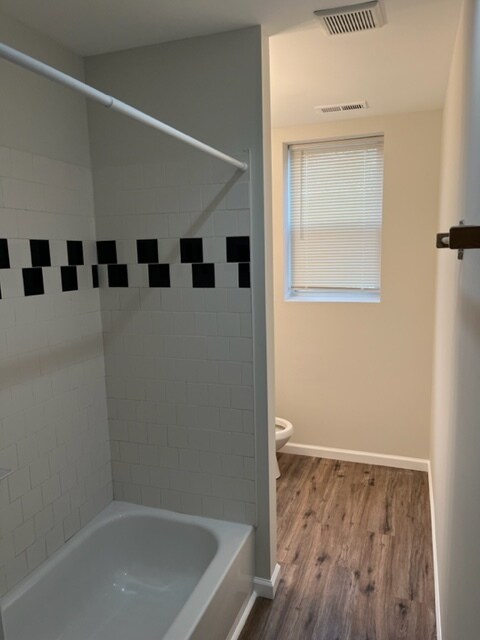 Foto del edificio - 1737 E 25th St