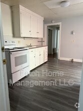 Building Photo - 521 Lehman St