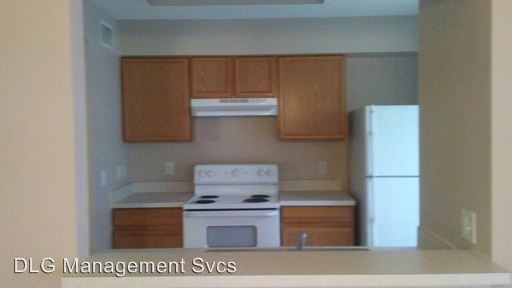 Building Photo - 4001 Dolphin Dr