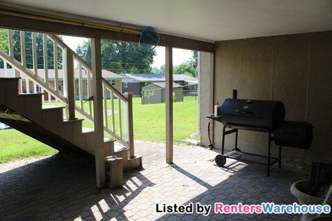 Building Photo - 13900 Le Sabre Dr
