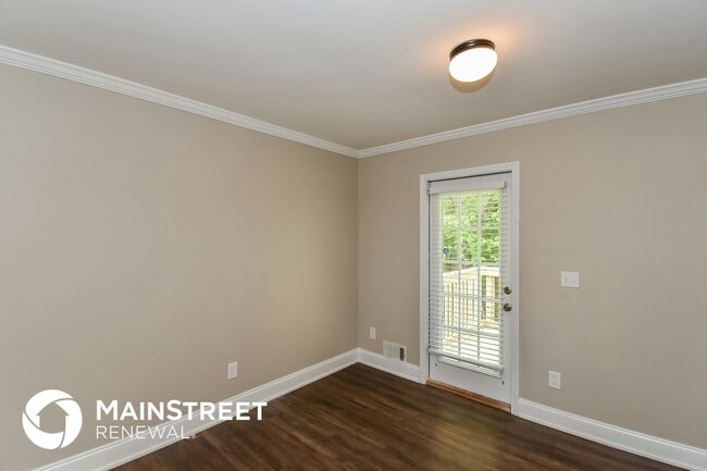 Building Photo - 308 Westwood Ct