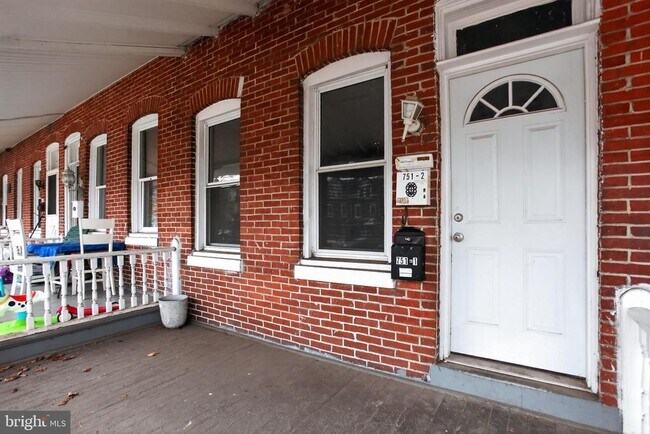 Foto del edificio - 751 Haws Ave