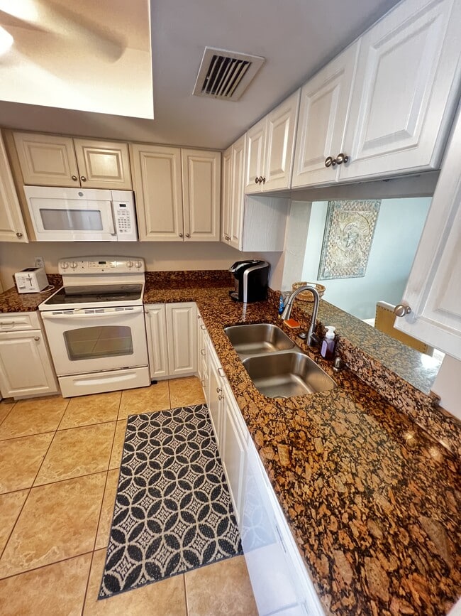 Photo - 3813 SE 11th Pl Townhome