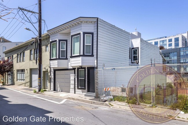 Building Photo - 3 br, 2 bath House - 214 Clara Street