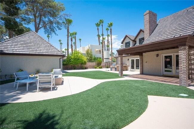 Building Photo - 2513 Wimbledon Dr