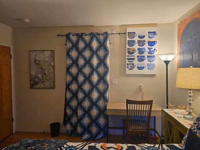 Foto del edificio - 2709 Gale Ave