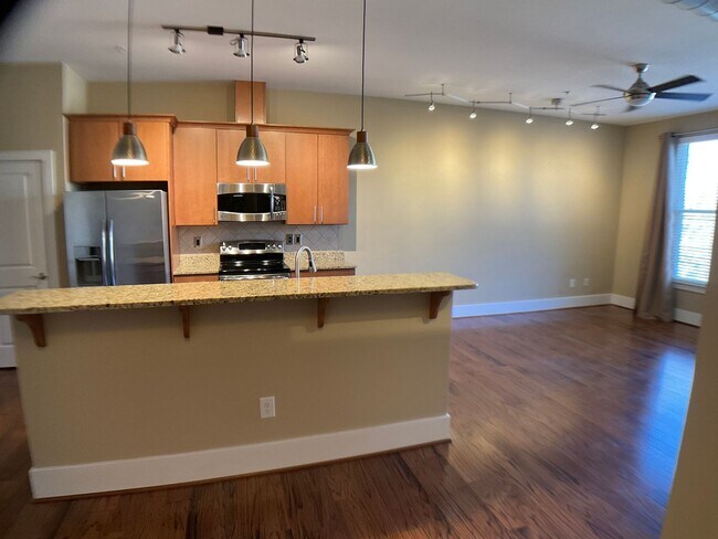 Foto del edificio - Upscale Condo in Popular Davis Park!