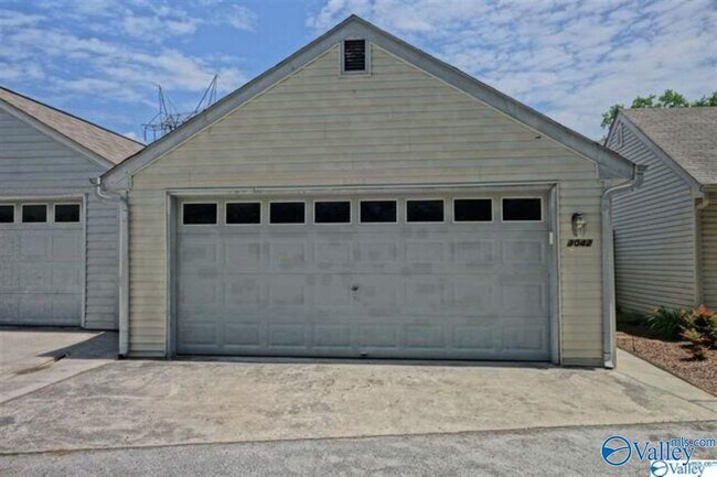 Building Photo - 3042 Dupree Dr SW