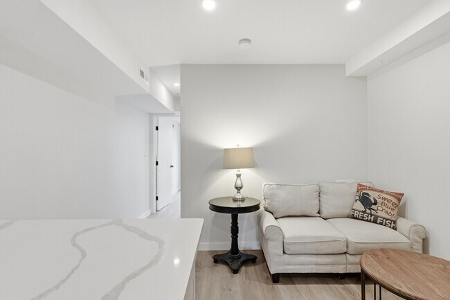 Foto del edificio - 48 S Carrollton Ave