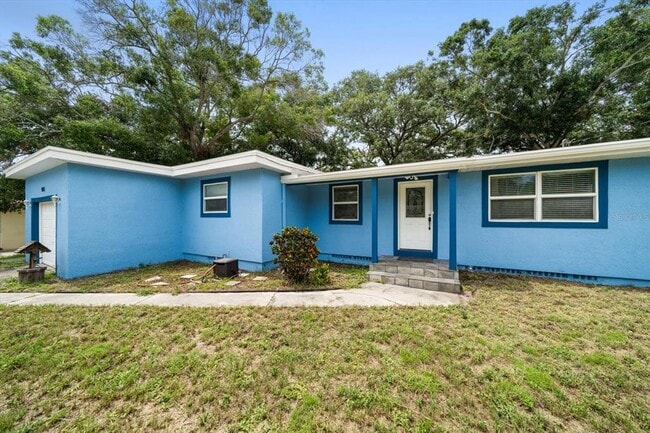 Building Photo - 908 S Palm Dr SW