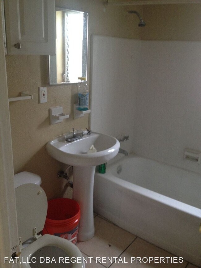 Foto del edificio - 2 br, 1 bath House - 834 NW 4 AVE