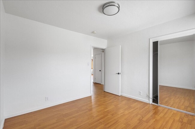 Building Photo - 92 Maitland Dr