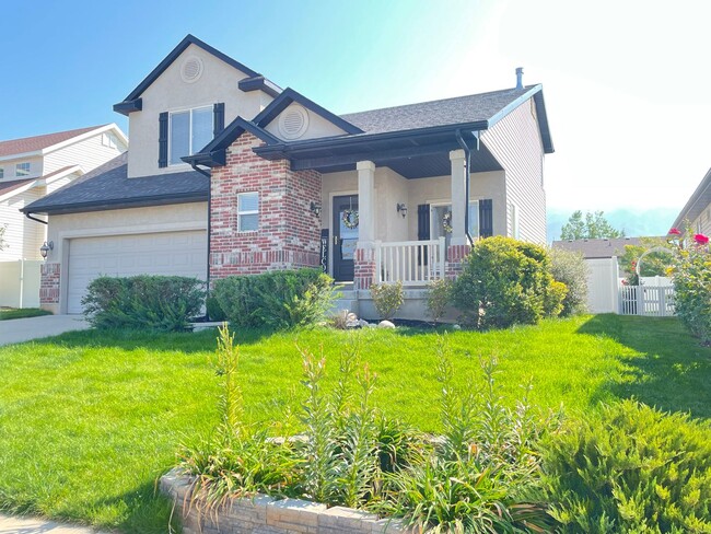 Foto del edificio - Beautiful Single Family Home Available Soon!