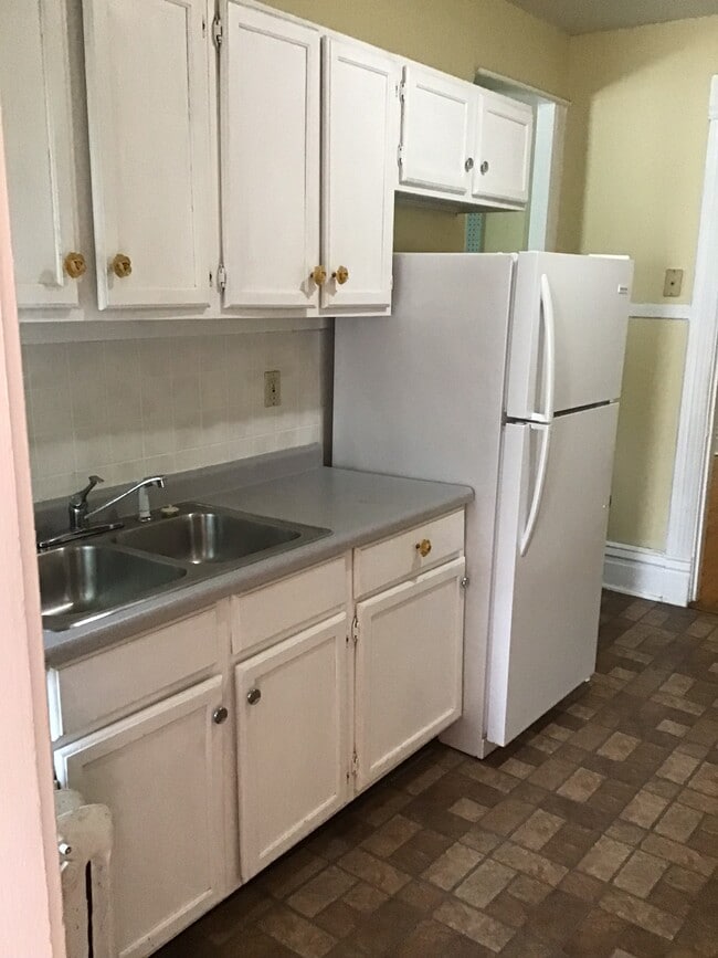 Building Photo - 2726 DuPont Ave S