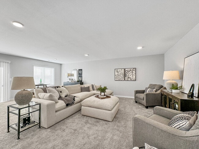 Building Photo - Rialto Townhomes