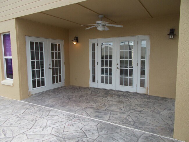 Building Photo - 546 Wechsler Circle