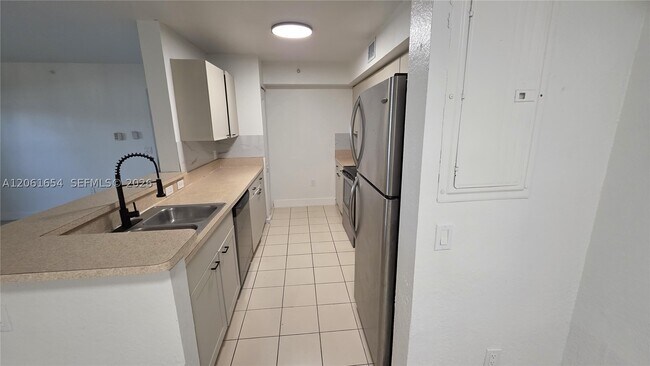 Foto del edificio - 15480 SW 284th St