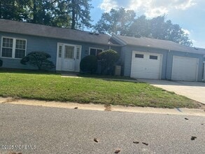 Building Photo - 733B Chatham Ln