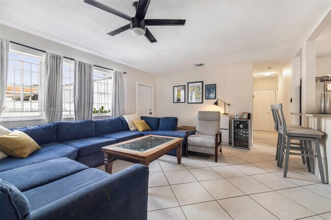 Foto del edificio - 2928 SW 5th St