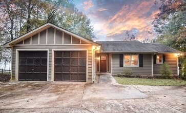 Building Photo - 1490 Parks Mill Dr