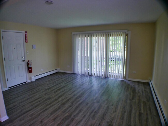 Foto del edificio - 10410 Moody Ave