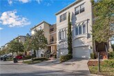 Foto principal - Beautiful 3 Bedroom, 3 Bathroom Townhome J...