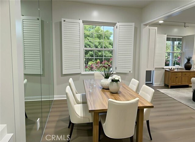 Building Photo - 5912 Carpenter Ave